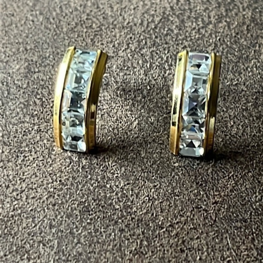 Gold channel set cubic zirconia earrings
